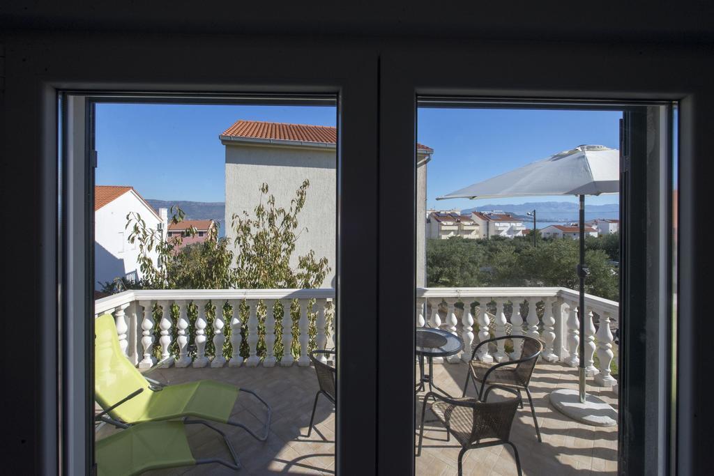 Apartment Jure Slatine Exterior foto